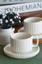 Hermia Satürn 4 Juego de tazas de té de porcelana (4 piezas)